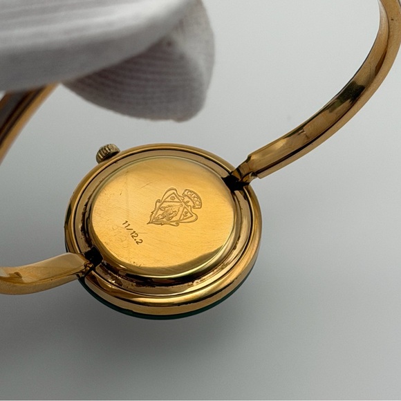 VINTAGE GUCCI CHANGE BEZEL BANGLE WATCH – FULL SET - Picture 5 of 13